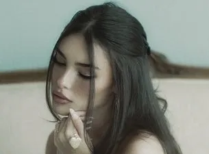 MADISON BEER